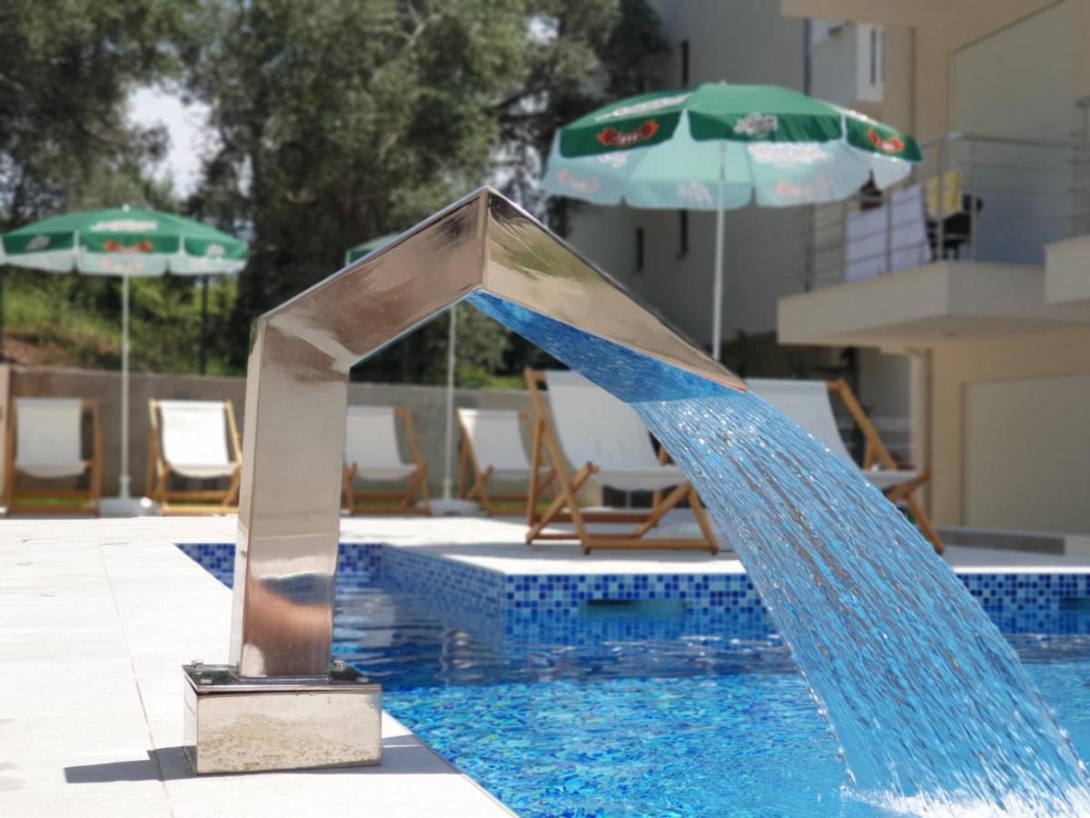 Grejm Family Apartments Petrovac エクステリア 写真